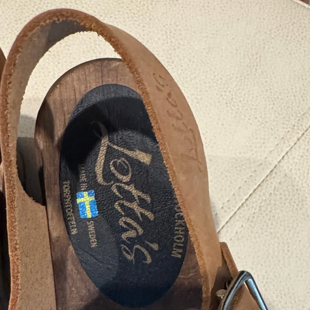 Lotta's Brown Leather Clogs SZ 41 Preowned - Picture 2 of 9